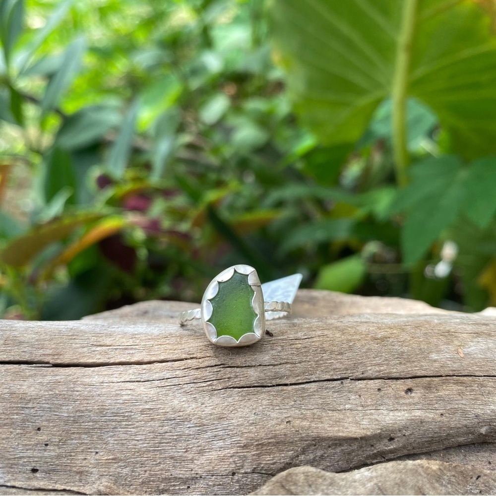 Lime green sea glass natural  tumbled sea glass sterling & fine silver - Picture 3 of 3